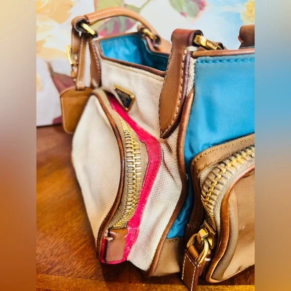 Prada Vintage Beige Mixed Material Multicolor Bag w/Leather Trim & Teal Interior - Picture 13 of 17